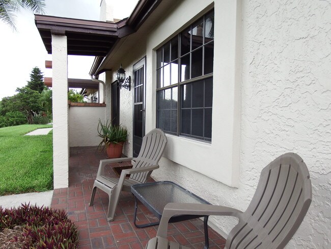 Front patio - 13100 S McCall Rd