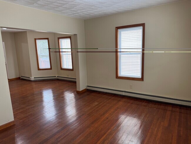 Foto del edificio - 64 Paris St