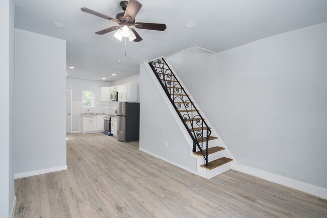 Building Photo - 2924 N Bambrey St
