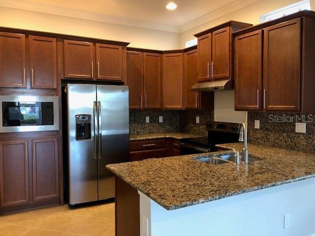 Foto del edificio - Elegant 2-Story Home, Certified Energy-Eff...