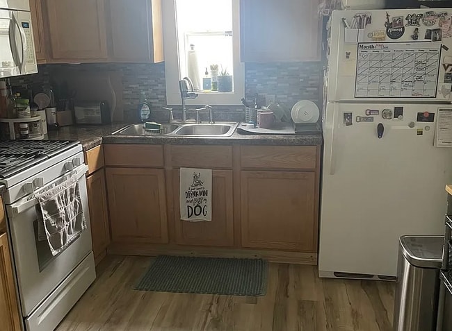 Building Photo - 625 Milwaukee Ave NW