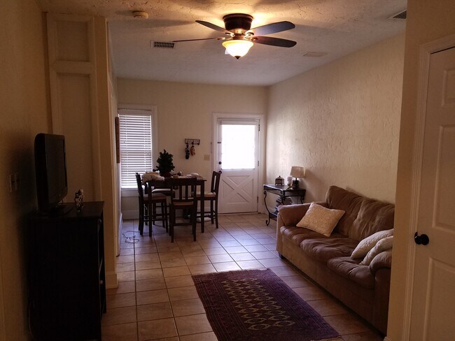 Foto del edificio - 919 SW 5th Ave