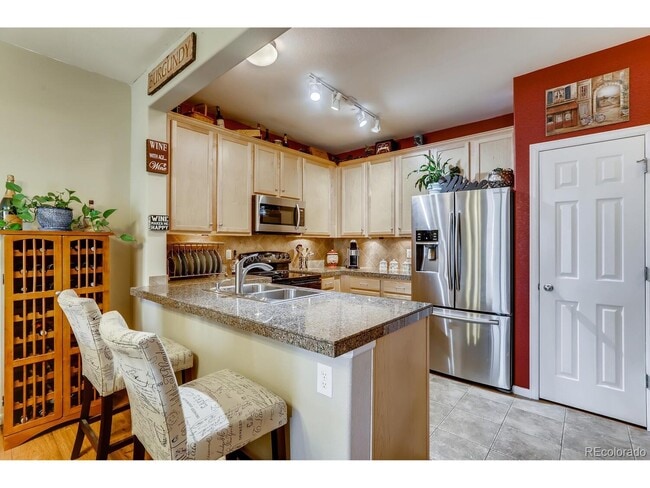 Building Photo - 121 McGregor Cir