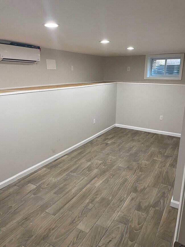 Bedroom - 4833 1st St SW