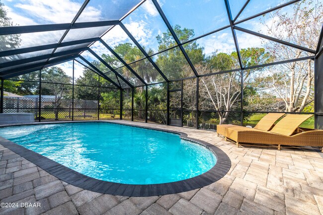Building Photo - 212 Beechwood Ln