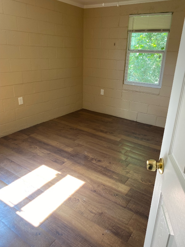 Building Photo - 111 Shelby Ln