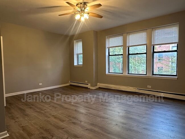 Building Photo - 52 N Parkside Ave