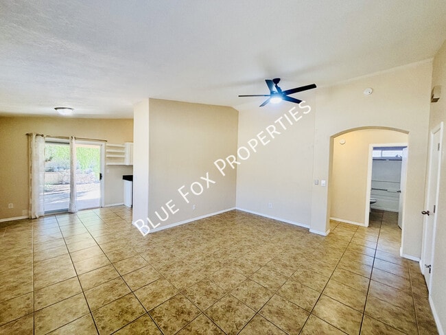 Building Photo - 4775 S Wild Rose Dr