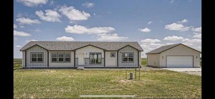 Building Photo - 61605 E 38th Ave