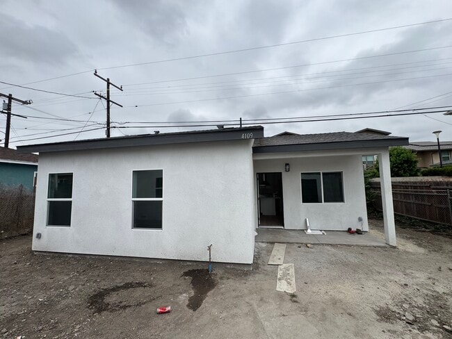 Building Photo - 4107 Shirley Ave