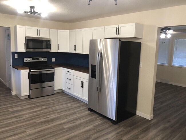 Foto del edificio - 1902 E Page St