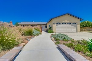 Building Photo - 9813 Medina Dr