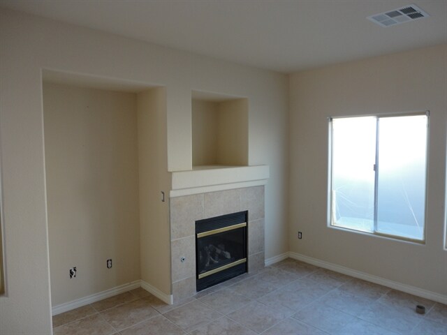 Building Photo - 2424 Confident Crest Ct