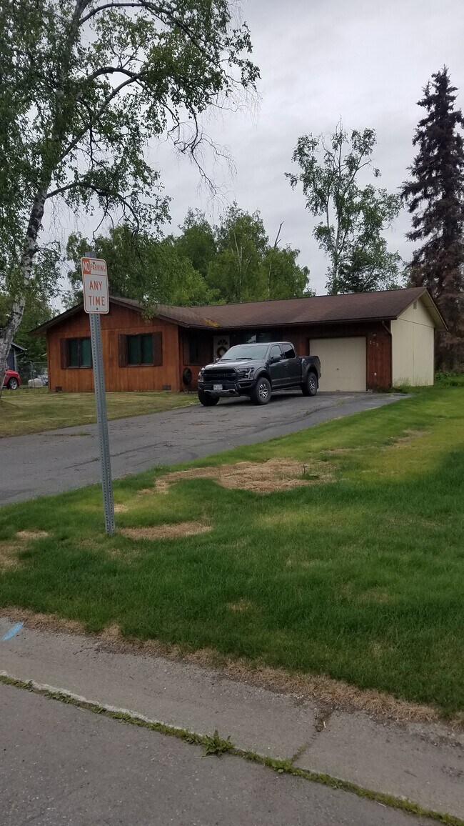 123 Leibrock Cir, Soldotna, AK 99669 House Rental in Soldotna, AK