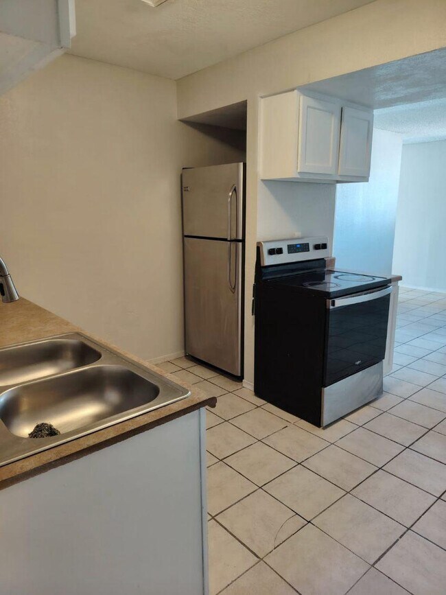 Foto del edificio - 218 W Navajo Rd