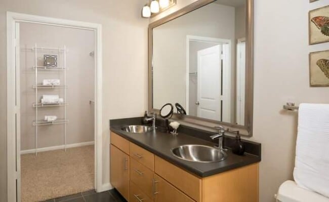 Building Photo - 1 bedroom in Houston TX 77027