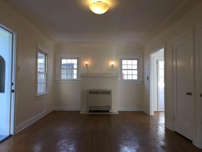 Sala de estar - 1860 10th St