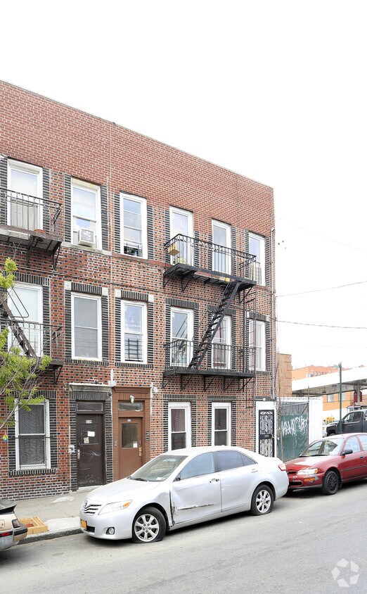 Building Photo - 541 Coster St