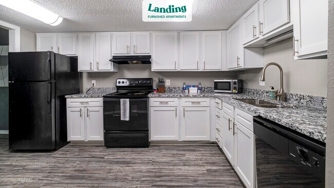 Building Photo - 100 Inverness Landing
