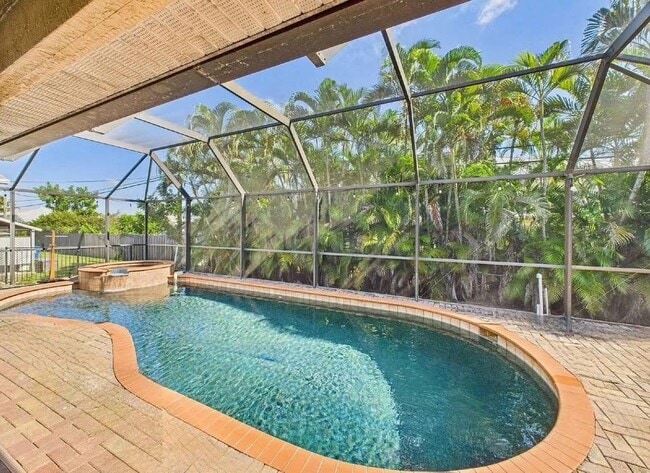 Foto del edificio - 18561 Olive Rd