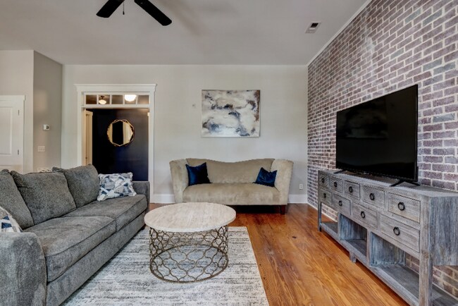 Foto del edificio - 715 N 4th St