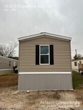 Building Photo - 3810 S Thompson St