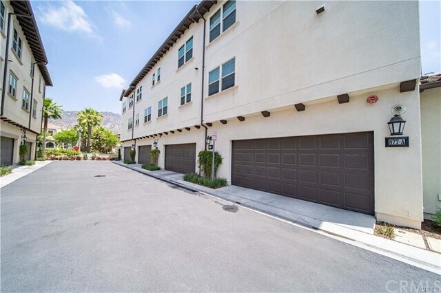 Foto del edificio - 861 Orchid Way