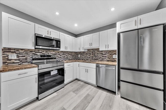 Building Photo - 1500 N Congress Ave