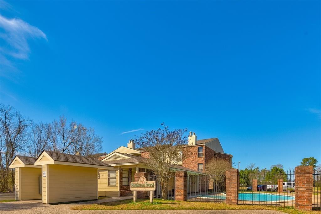 2501 Gulf Fwy Unit 12A, Dickinson, TX 77539 Condo for Rent in