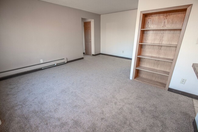 Interior Photo - AVID Uptown