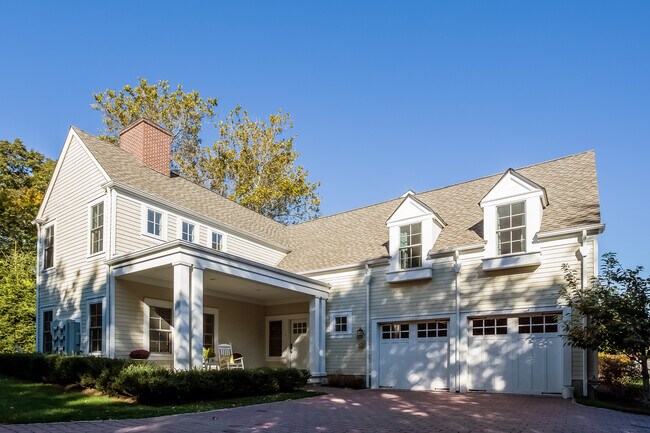 Foto del edificio - 77 Havemeyer Ln