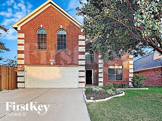 Building Photo - 10805 Middleglen Rd