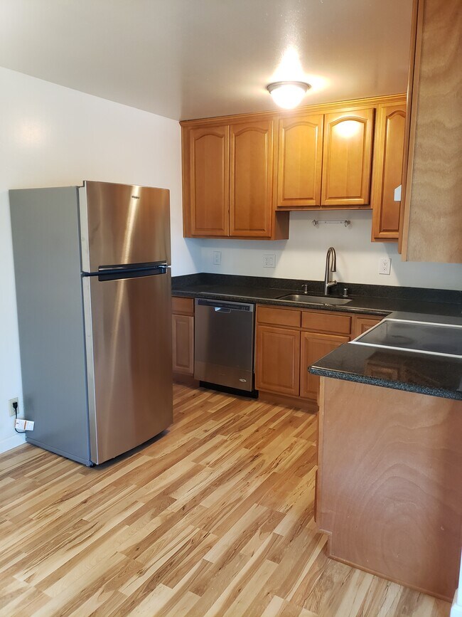 Building Photo - 535 Valley Forge Way