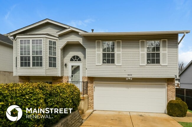 Building Photo - 3409-3405 5 Oaks Ct