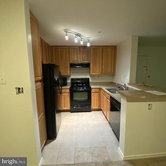Building Photo - 18510 Boysenberry Dr