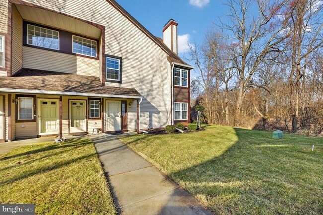 Building Photo - 133 Andover Pl