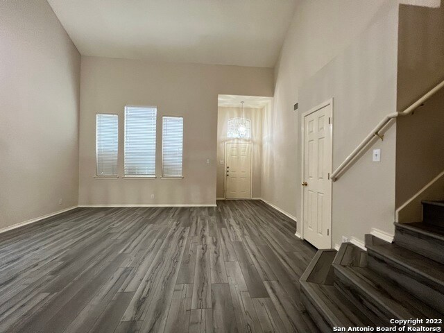 Building Photo - 1219 Sampson Dr