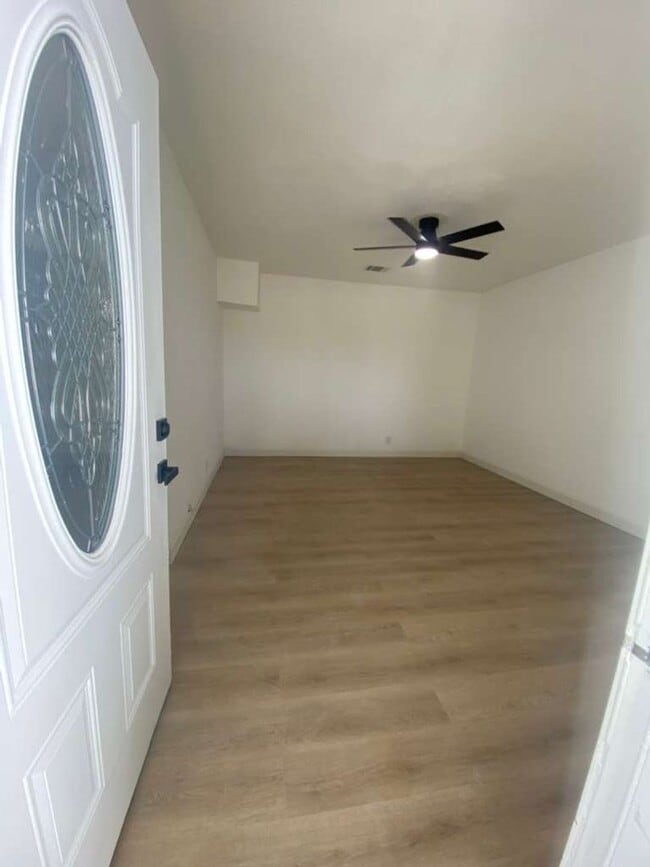 Building Photo - BEAUTIFUL HOME IN HOUSTON. MOVE IN READY!.