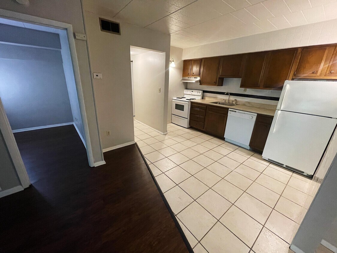 1009 Glass Run Rd Unit 100905, Baldwin, PA 15236 Room for Rent in