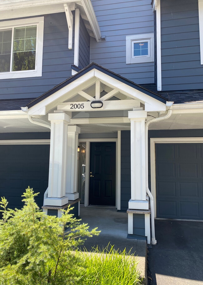 Building Photo - 16125 Juanita Woodinville Way NE