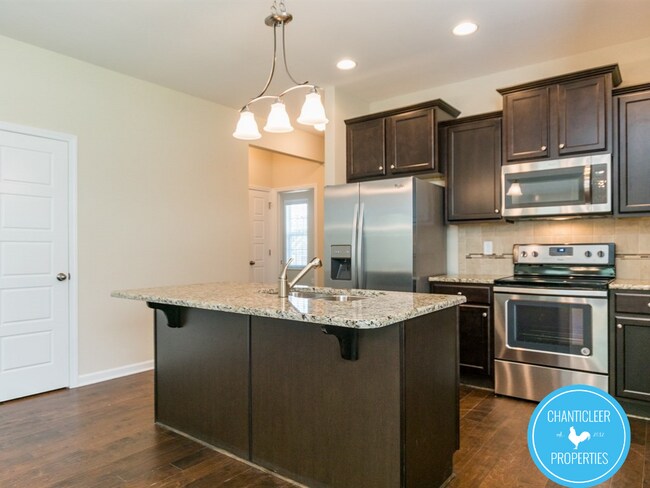 Foto del edificio - 105 McDowell Pkwy