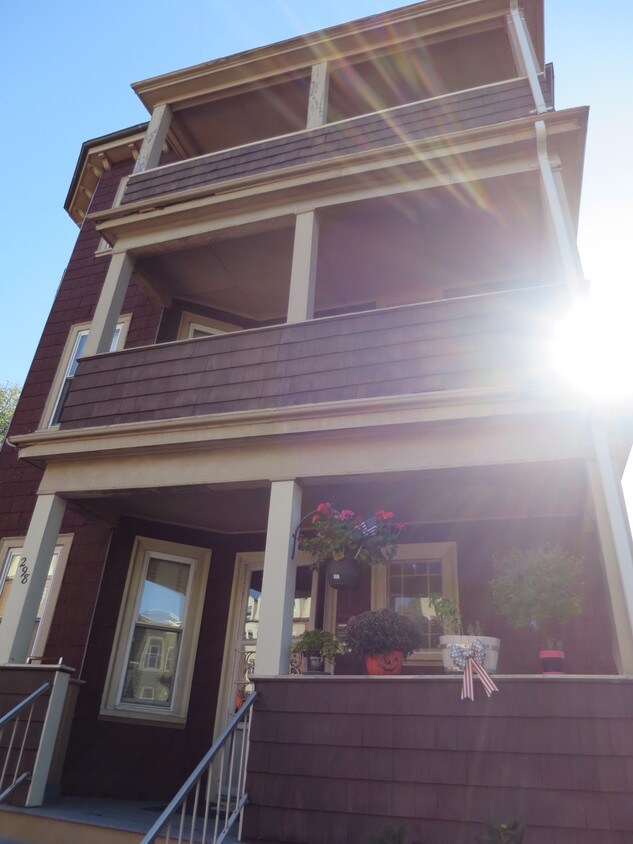 298 Highland Ave, Somerville, MA 02144 Apartments in Somerville, MA