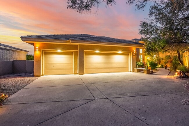 Building Photo - Available June 1st 2026 - Exclusive Gated Scottsdale Mountain Ranch Home