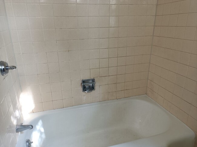 Foto del edificio - 5512 N 52nd St