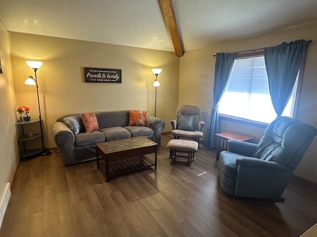 Building Photo - 3102 Aspen Dr