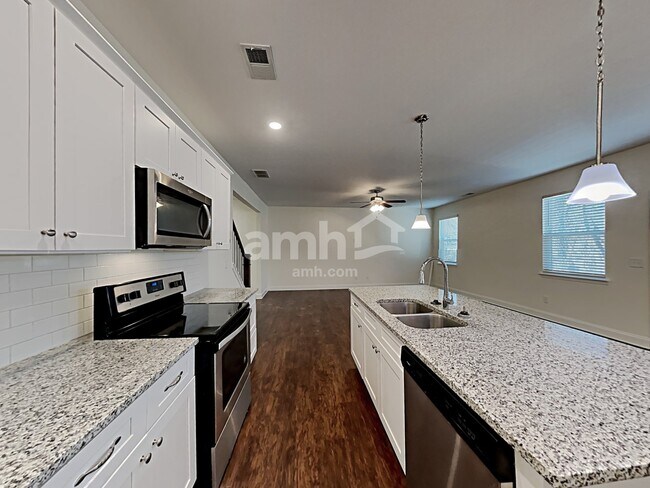 Foto del edificio - 113 Cobblestone Drive
