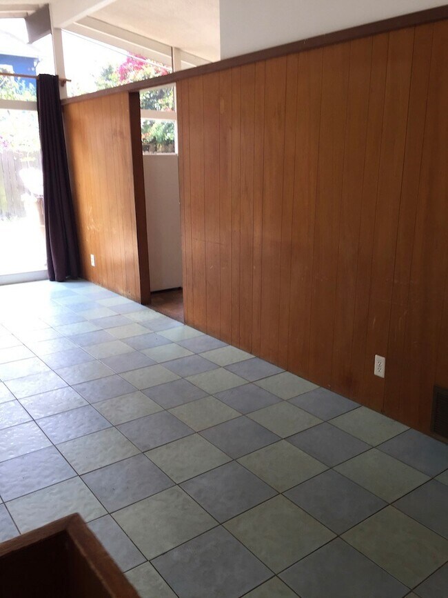 Foto del edificio - 6835 Trigo Rd