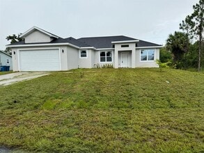 Building Photo - 2693 Jeannin Dr