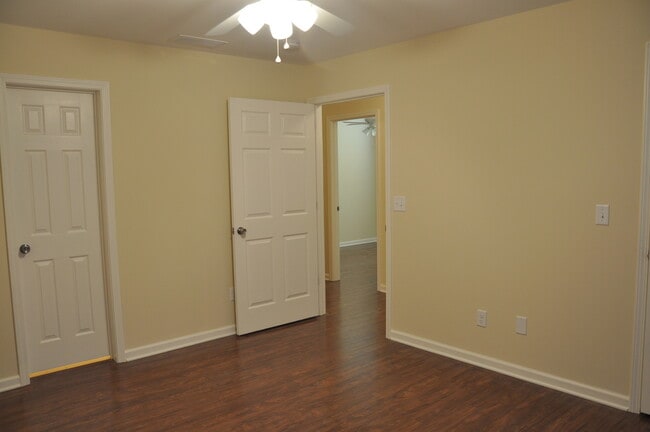 Building Photo - Barbaro - Pre-Leasing Now for the Fall Sem...