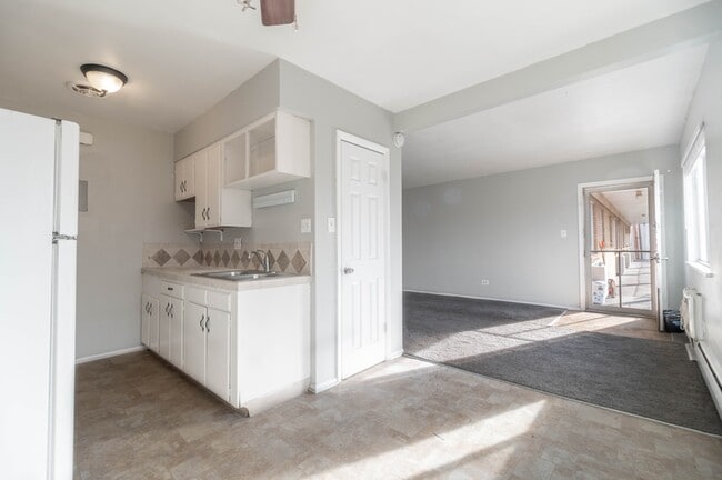 Building Photo - 5944 S Datura St